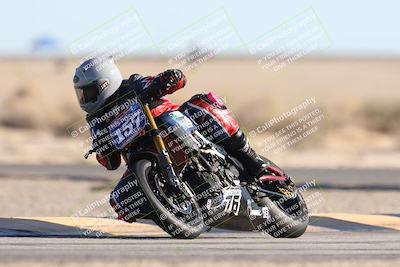 media/Dec-07-2025-CVMA (Sun) [[3e7d2de5dc]]/Race 11-Formula 2-CVMA Hooligans-American Thunder/